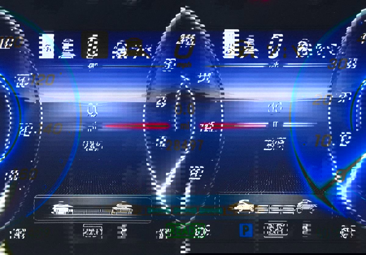 Used 2023 Mercedes-Benz EQS 580 4MATIC SUV image 37