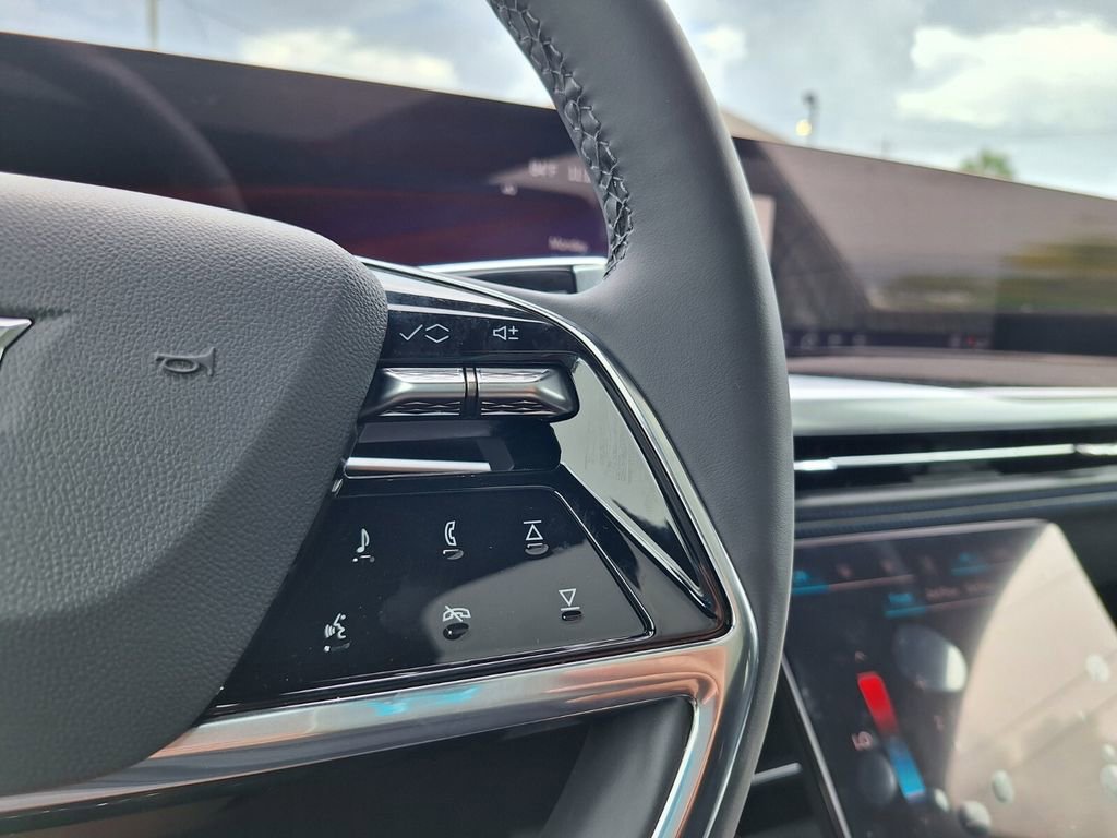 New 2026 Cadillac Escalade IQ Luxury 1 w/ LPO, Floor Liner Package image 22