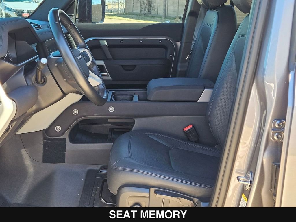 Used 2023 Land Rover Defender 110 S image 11