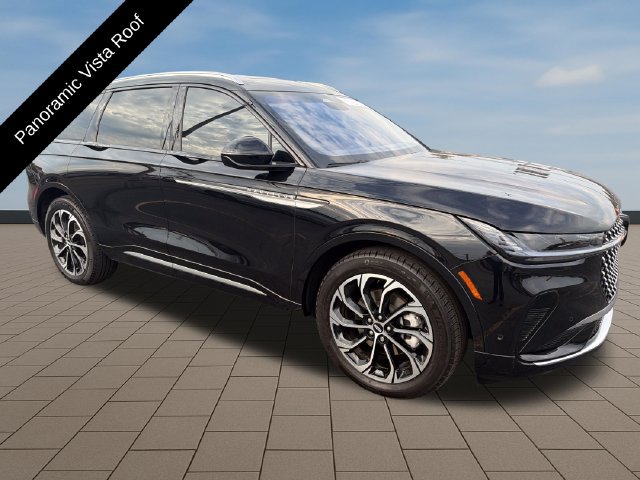 Certified 2024 Lincoln Nautilus Reserve w/ Equipment Group 202A AWD/4WD image 10