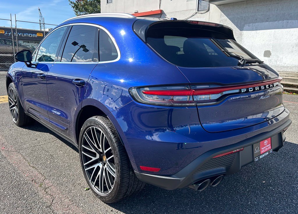 Used 2022 Porsche Macan AWD/4WD image 7
