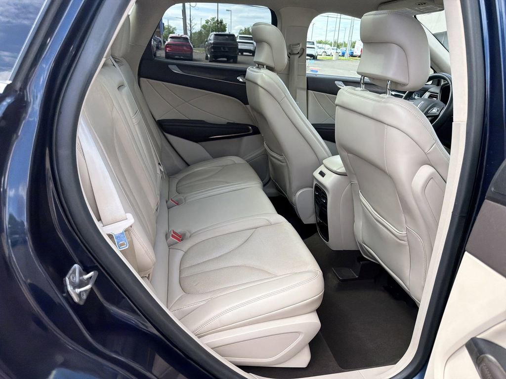 Used 2017 Lincoln MKC Reserve AWD/4WD image 18