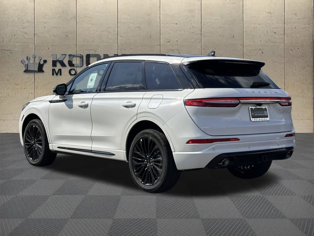 New 2025 Lincoln Corsair Reserve w/ Jet Appearance Package image 4