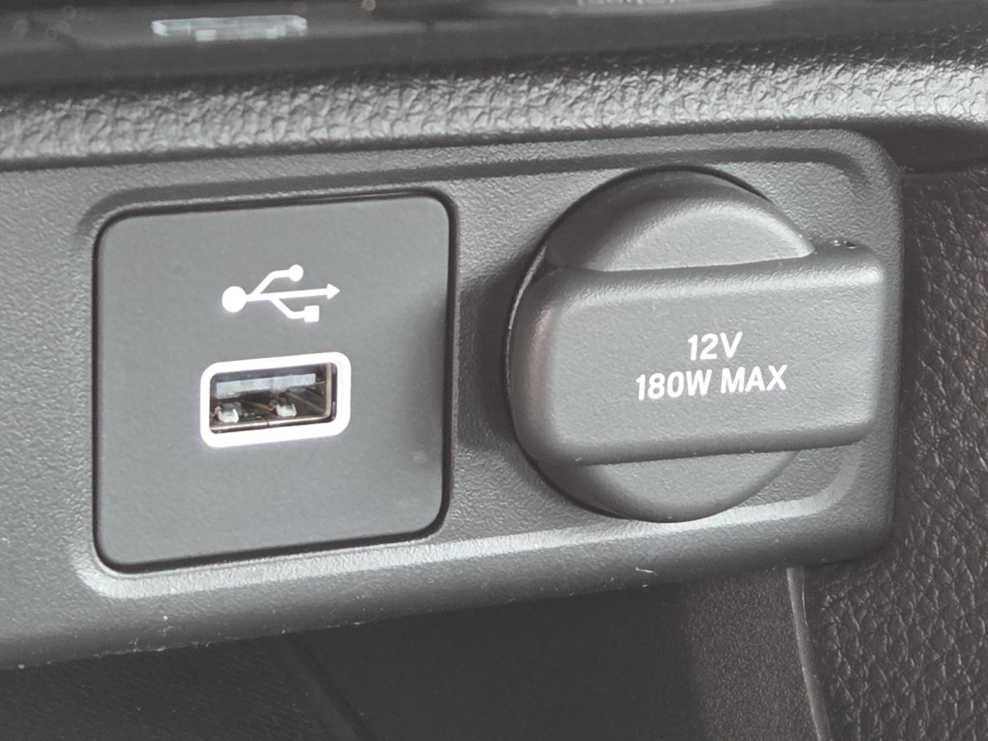 Used 2023 Honda Civic LX image 6