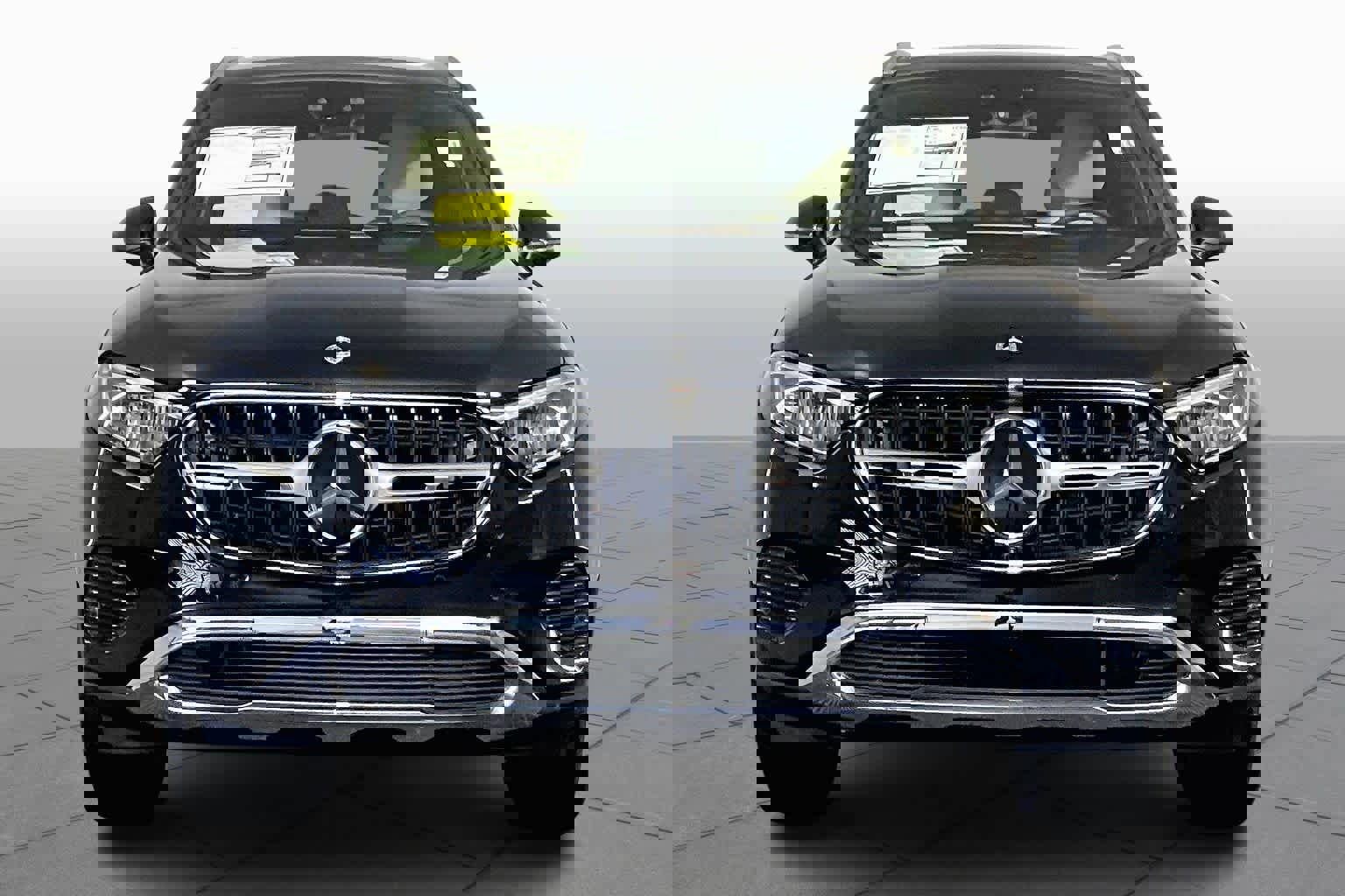 New 2026 Mercedes-Benz GLC 300 4MATIC image 2