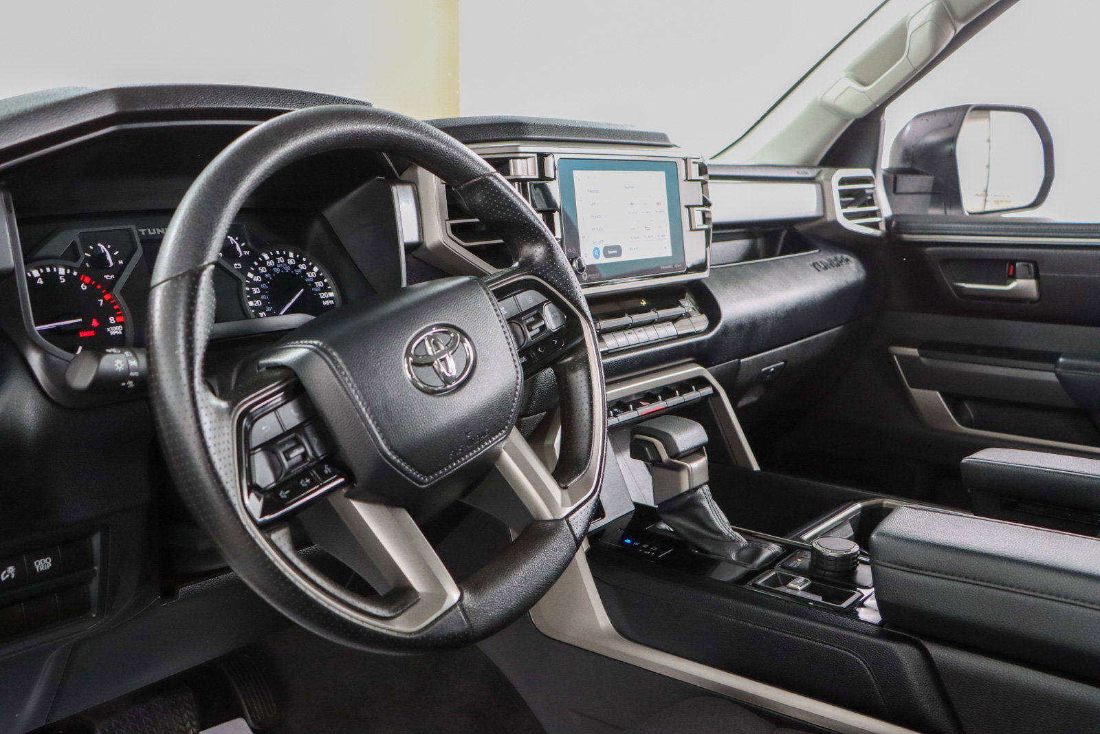 Used 2024 Toyota Tundra SR5 AWD/4WD image 24