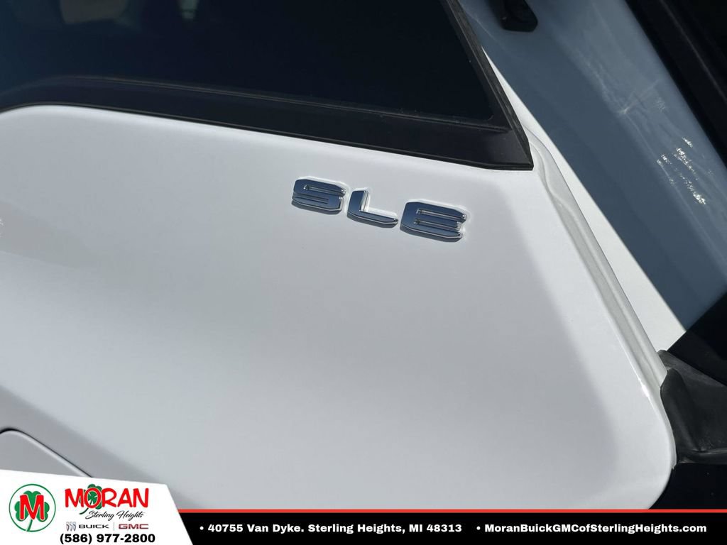 Certified 2023 GMC Terrain SLE w/ Driver Convenience Package FWD image 12