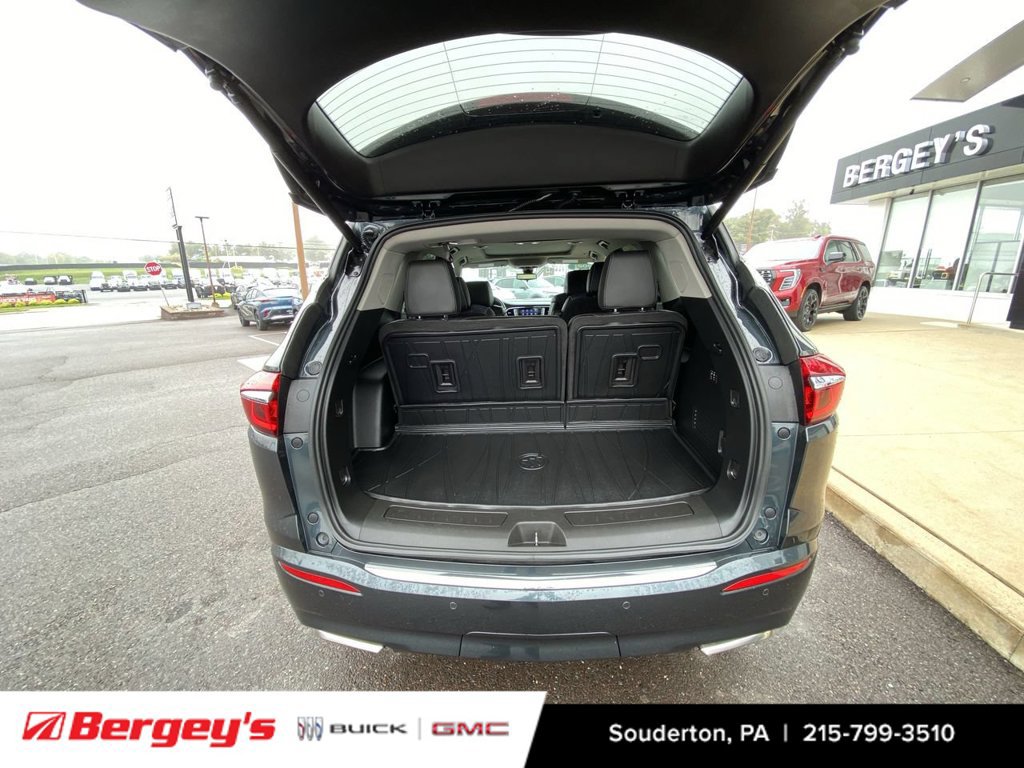 Certified 2021 Buick Enclave Avenir w/ Avenir Technology Package AWD/4WD image 30