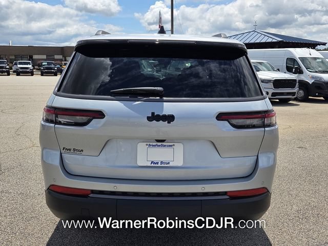New 2026 Jeep Grand Cherokee L Limited RWD image 11