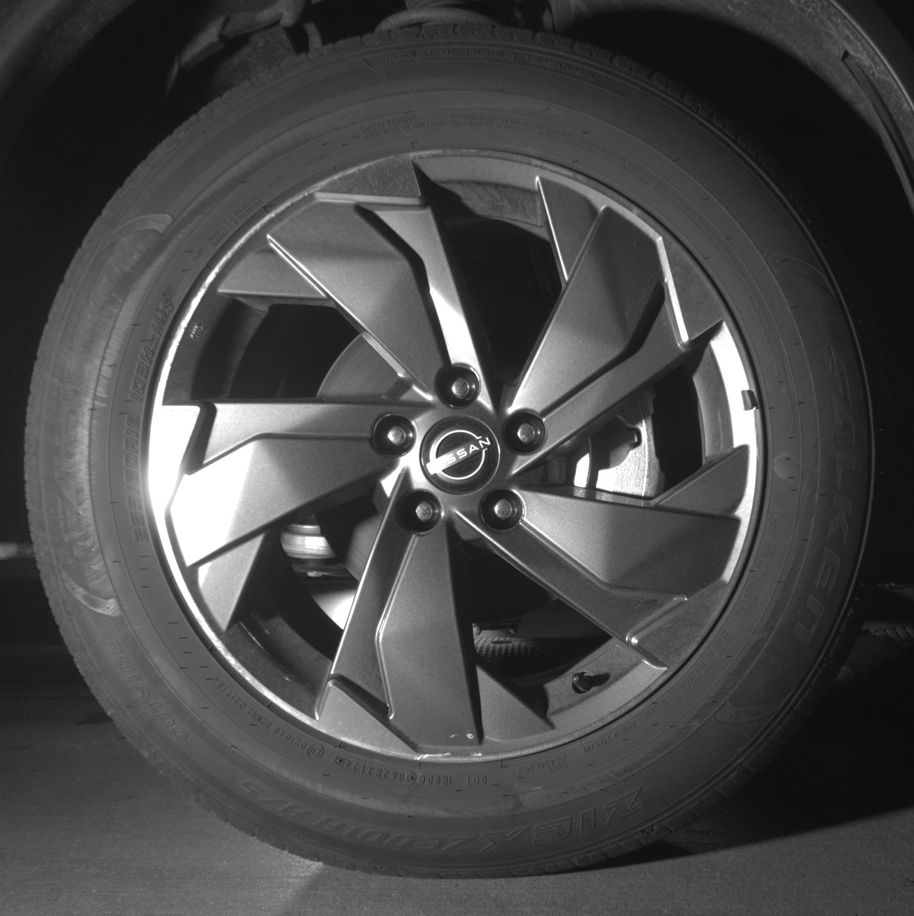 Used 2025 Nissan Rogue SV image 13