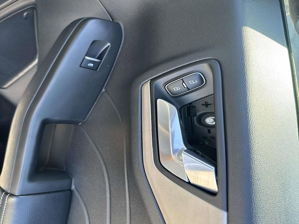 Used 2021 Ford Escape SE image 14