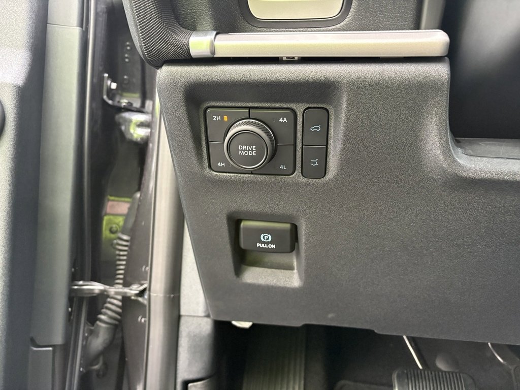 Certified 2025 Ford Expedition Active image 34