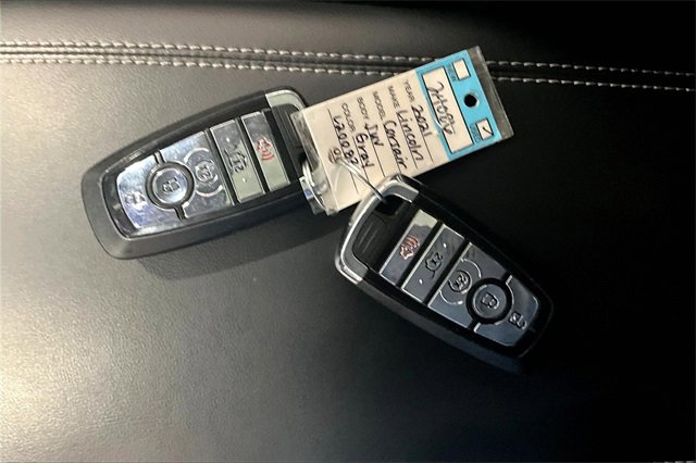 Used 2021 Lincoln Corsair Reserve w/ Equipment Group 201A image 37