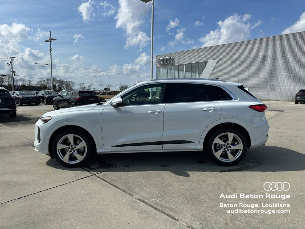 New 2025 Audi Q5 Prestige image 5