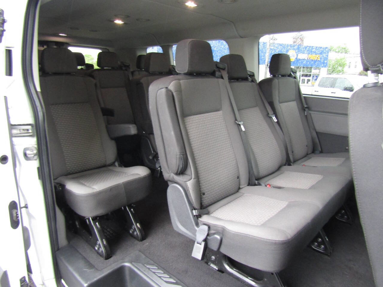Used 2024 Ford Transit 350 XLT RWD image 27