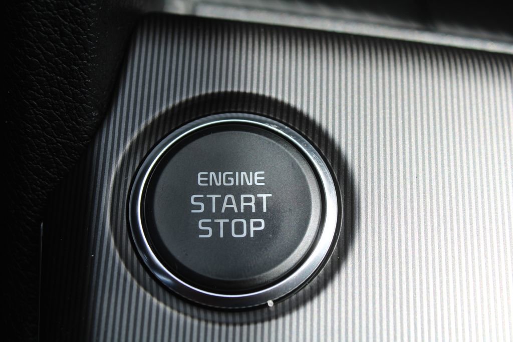 New 2026 Kia Sportage EX image 32