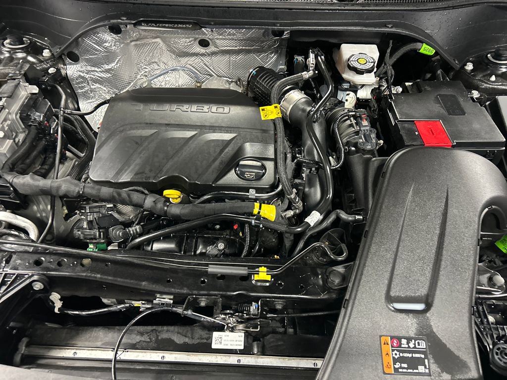 Used 2025 Chevrolet Trax LS FWD image 24