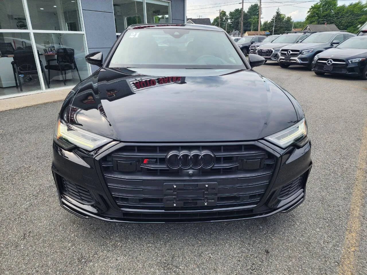 Used 2021 Audi S6 Prestige w/ Prestige Package AWD/4WD image 2