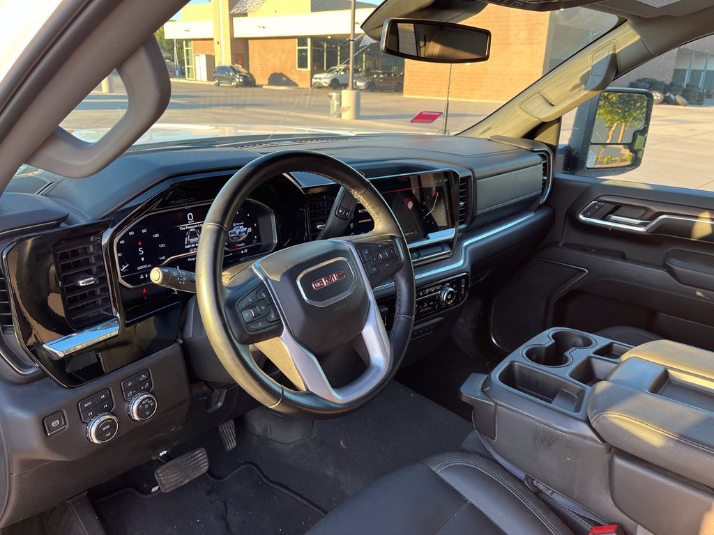 Used 2024 GMC Sierra 3500 SLT AWD/4WD image 13