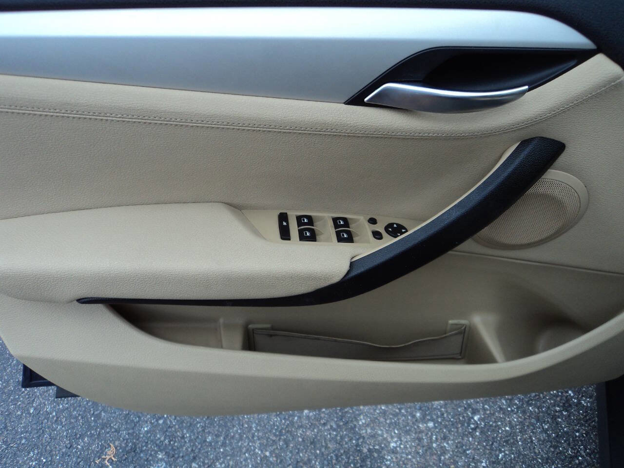 Used 2013 BMW X1 sDrive28i w/ Premium Pkg RWD image 12