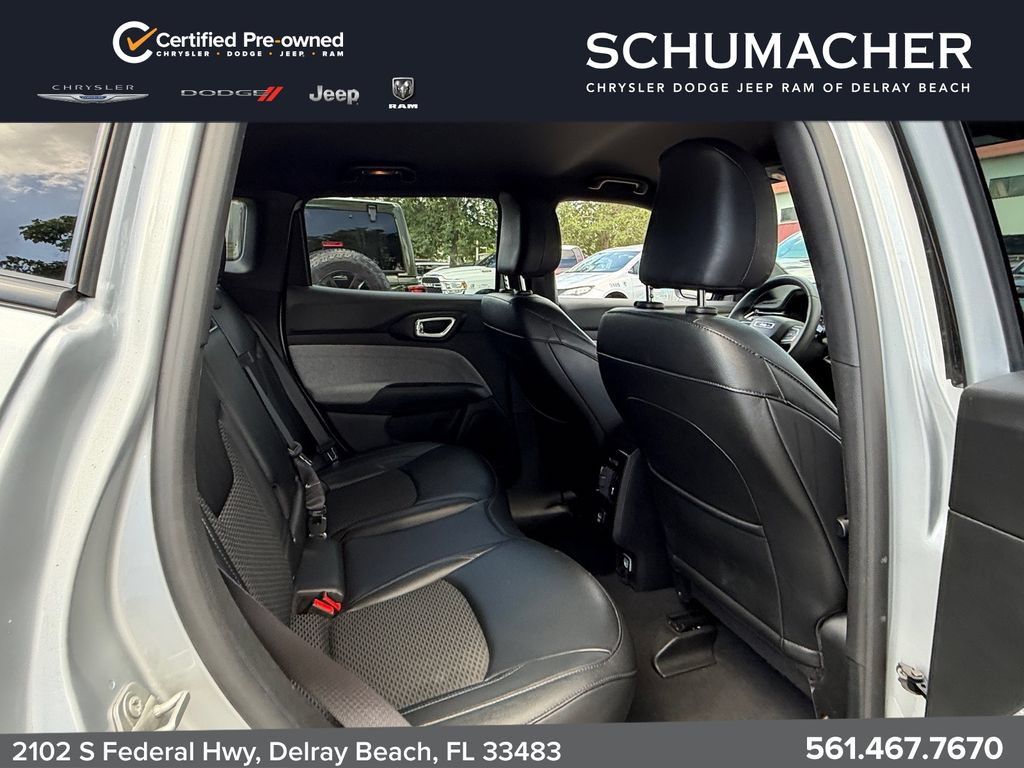 Used 2024 Jeep Compass Latitude AWD/4WD image 18