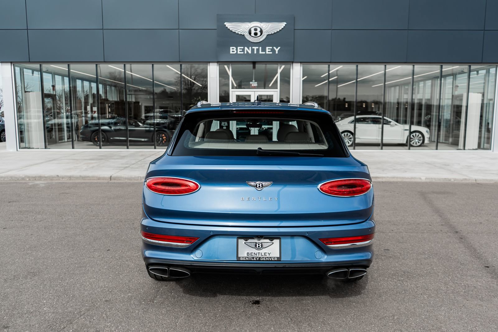 Used 2022 Bentley Bentayga image 11