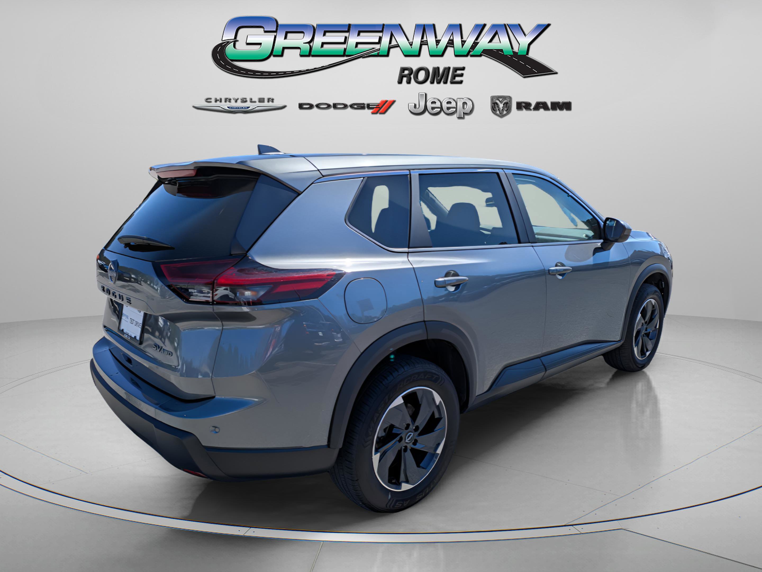 Used 2024 Nissan Rogue SV image 7
