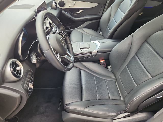 Used 2022 Mercedes-Benz GLC 300 image 18