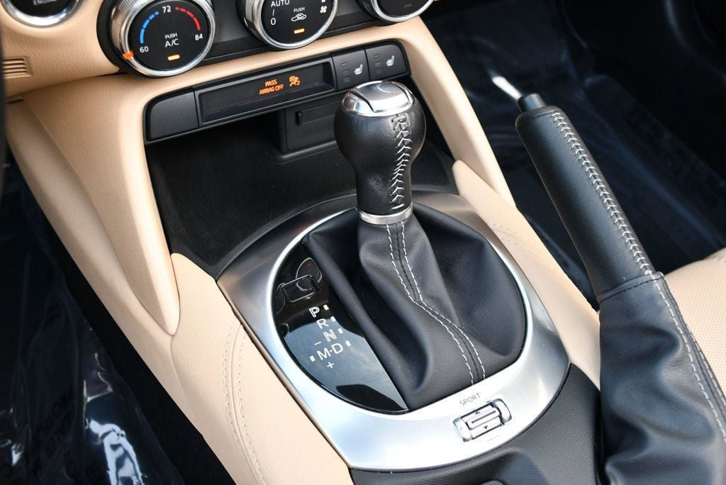 Used 2024 MAZDA MX-5 Miata Grand Touring RWD image 60