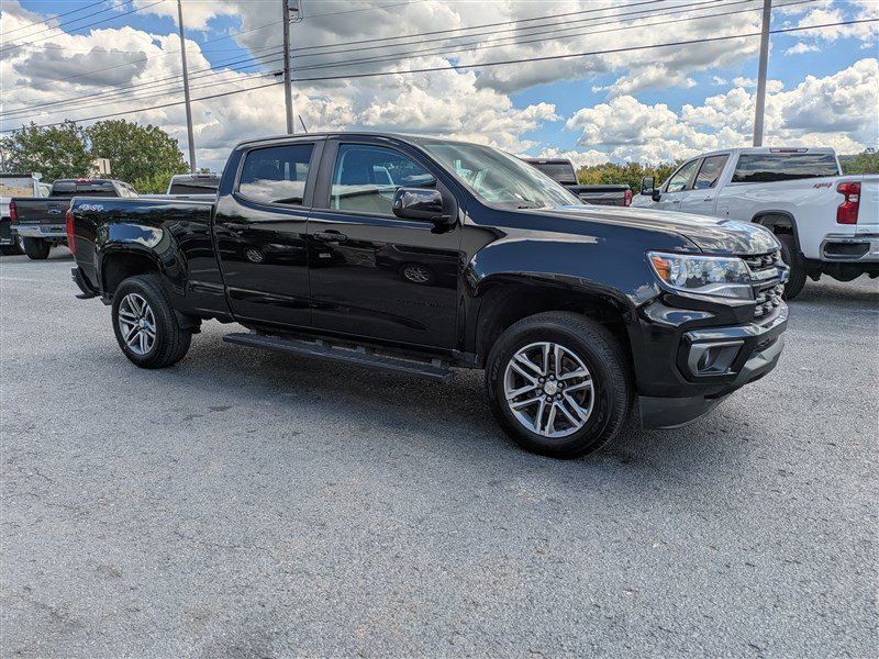 Used 2022 Chevrolet Colorado LT w/ LT Convenience Package image 8