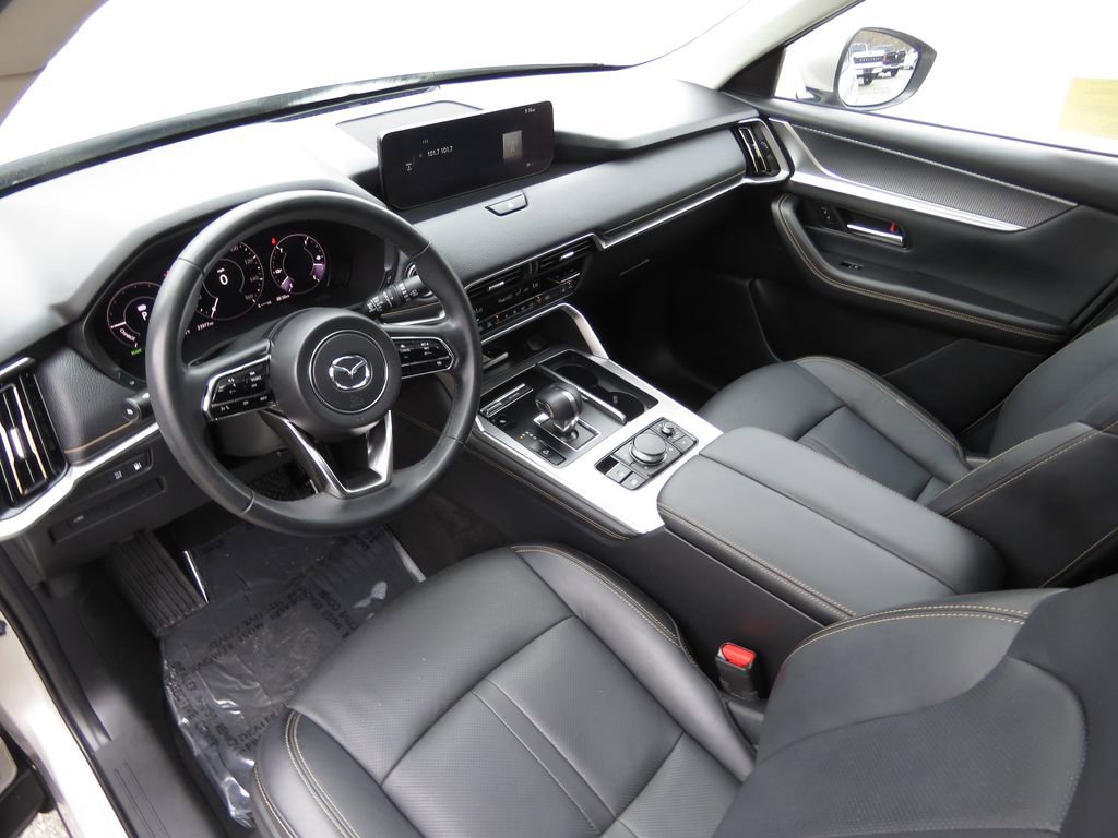 Used 2024 MAZDA CX-90 Plug-In Hybrid w/ Preferred image 11