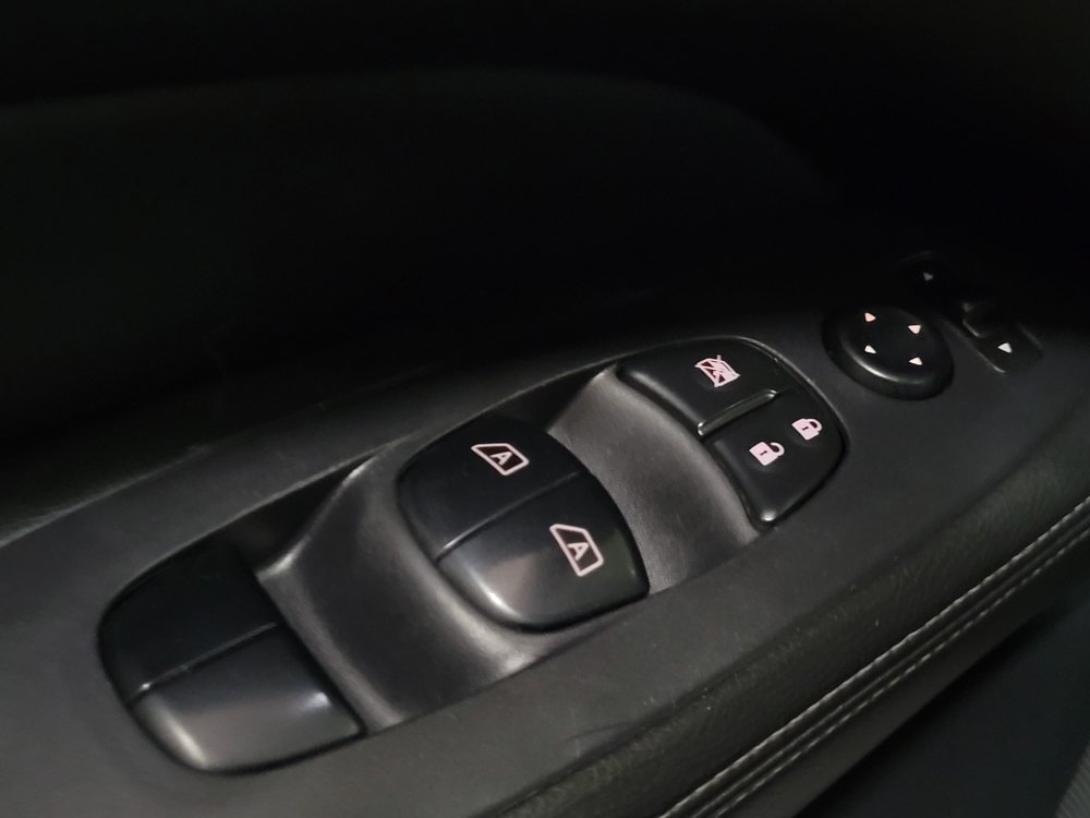 Used 2019 Nissan Pathfinder Platinum AWD/4WD image 27