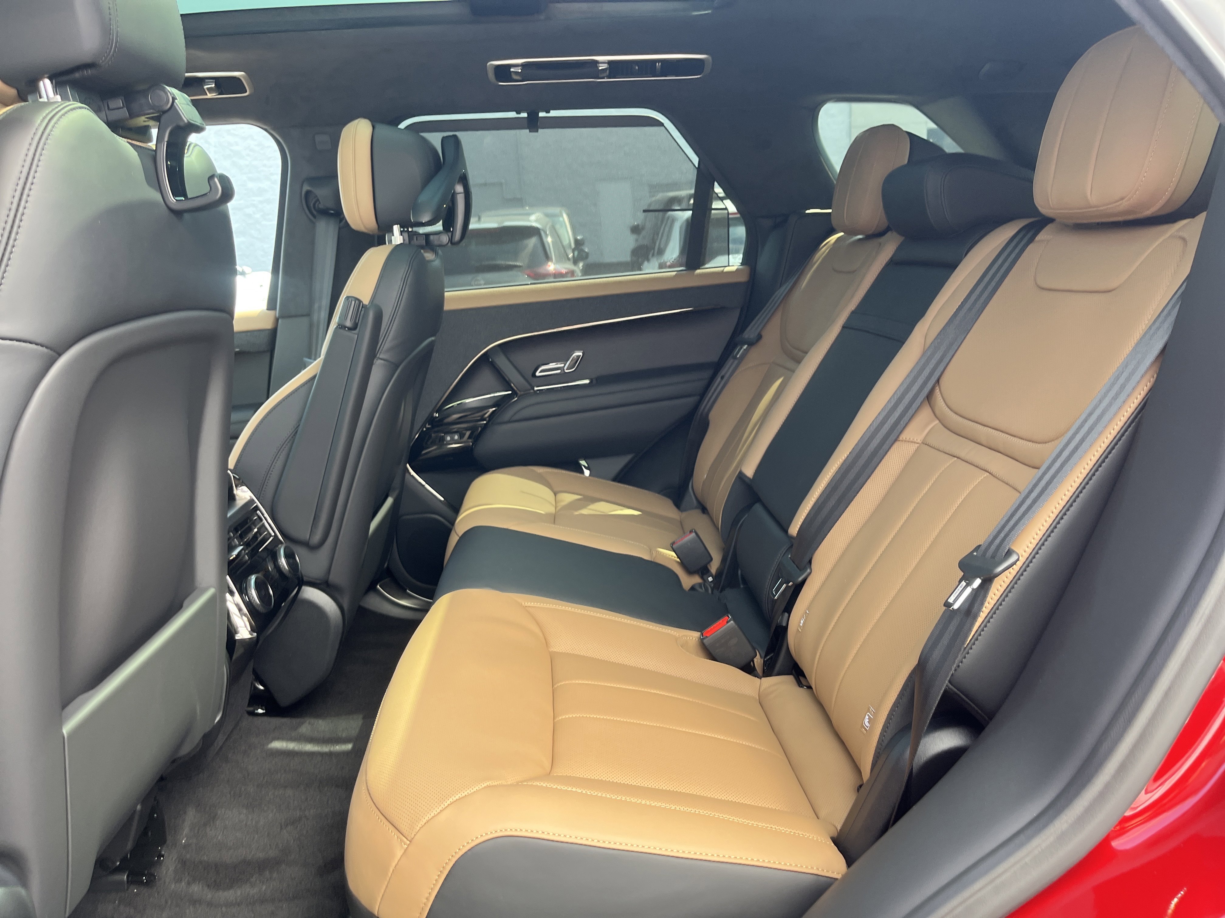 New 2025 Land Rover Range Rover Sport Autobiography image 29