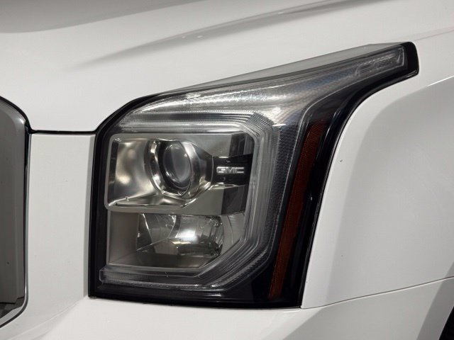 Used 2017 GMC Yukon Denali w/ Open Road Package RWD image 13