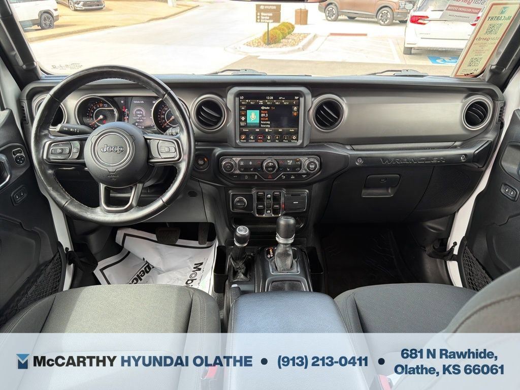 Used 2021 Jeep Wrangler Unlimited Sport AWD/4WD image 3