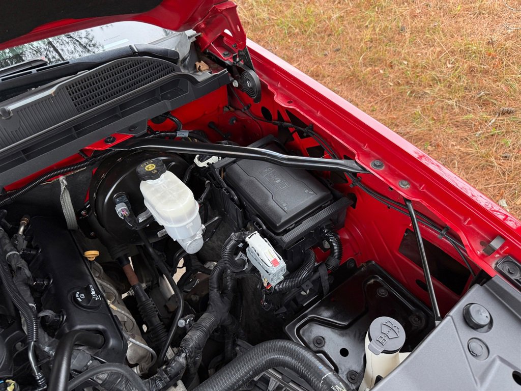 Used 2019 Chevrolet Silverado 1500 LT w/ All Star Edition image 70