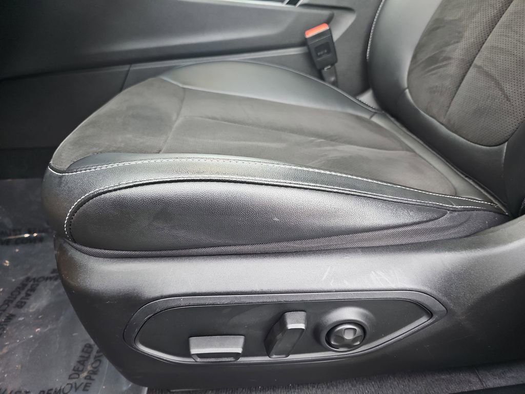 Used 2023 Jeep Grand Cherokee Altitude image 29