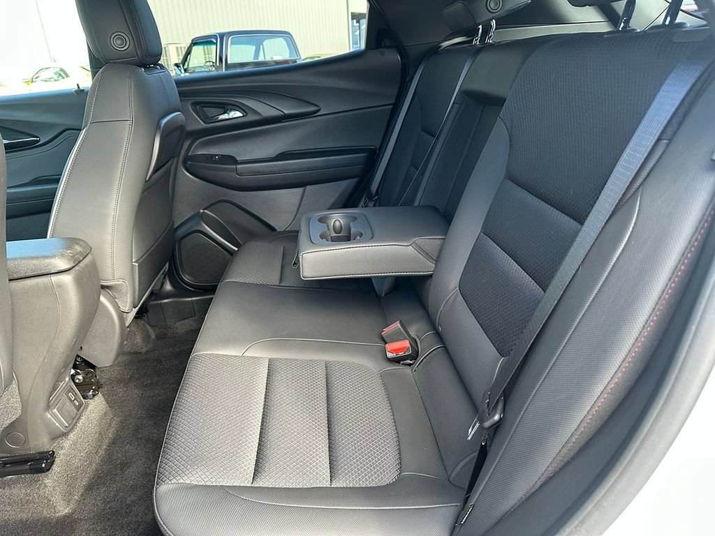 Used 2023 Chevrolet TrailBlazer RS w/ Convenience Package FWD image 21