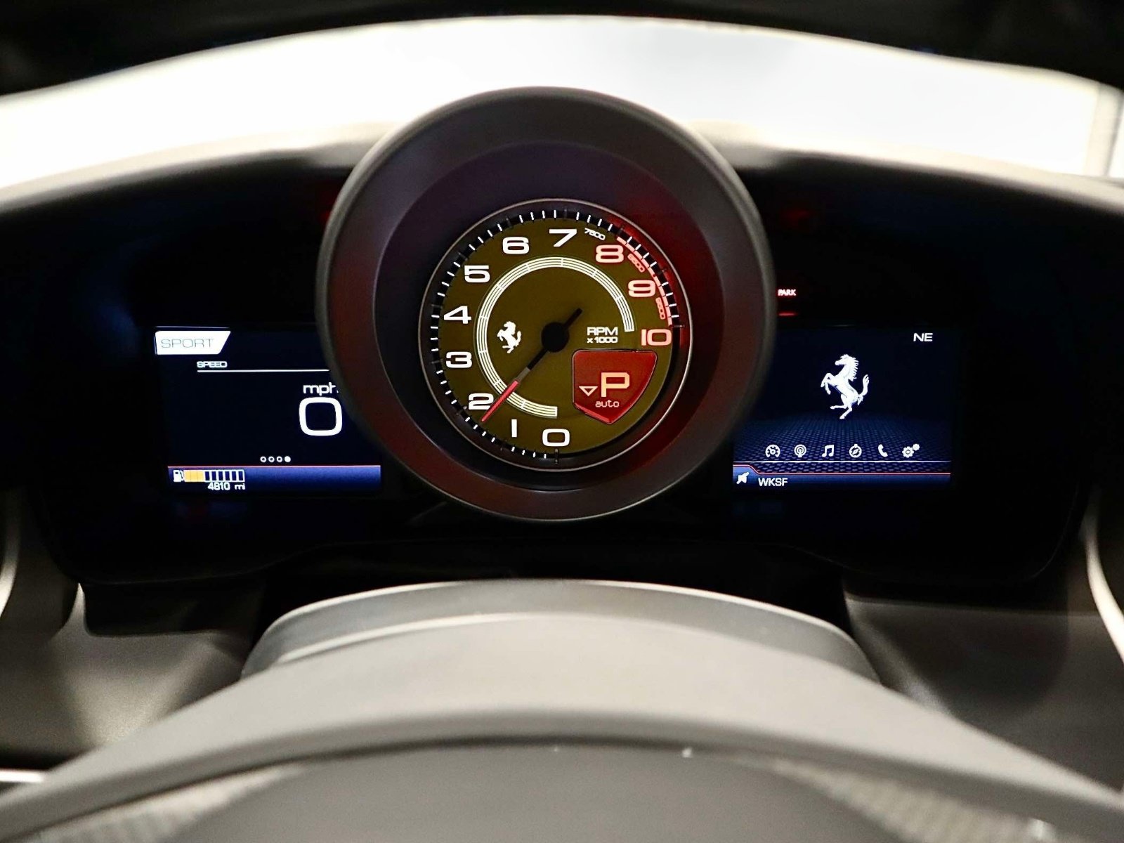 Certified 2022 Ferrari F8 Tributo RWD image 35
