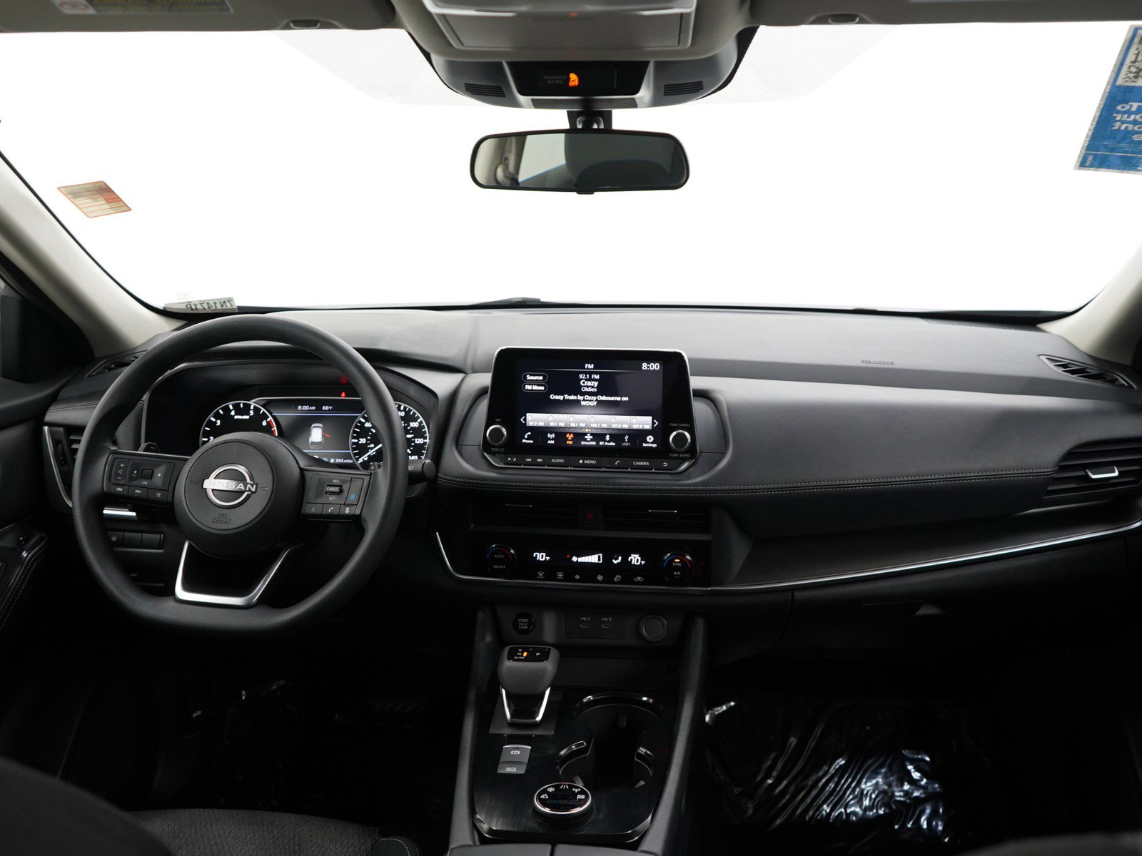 Used 2024 Nissan Rogue SV image 12
