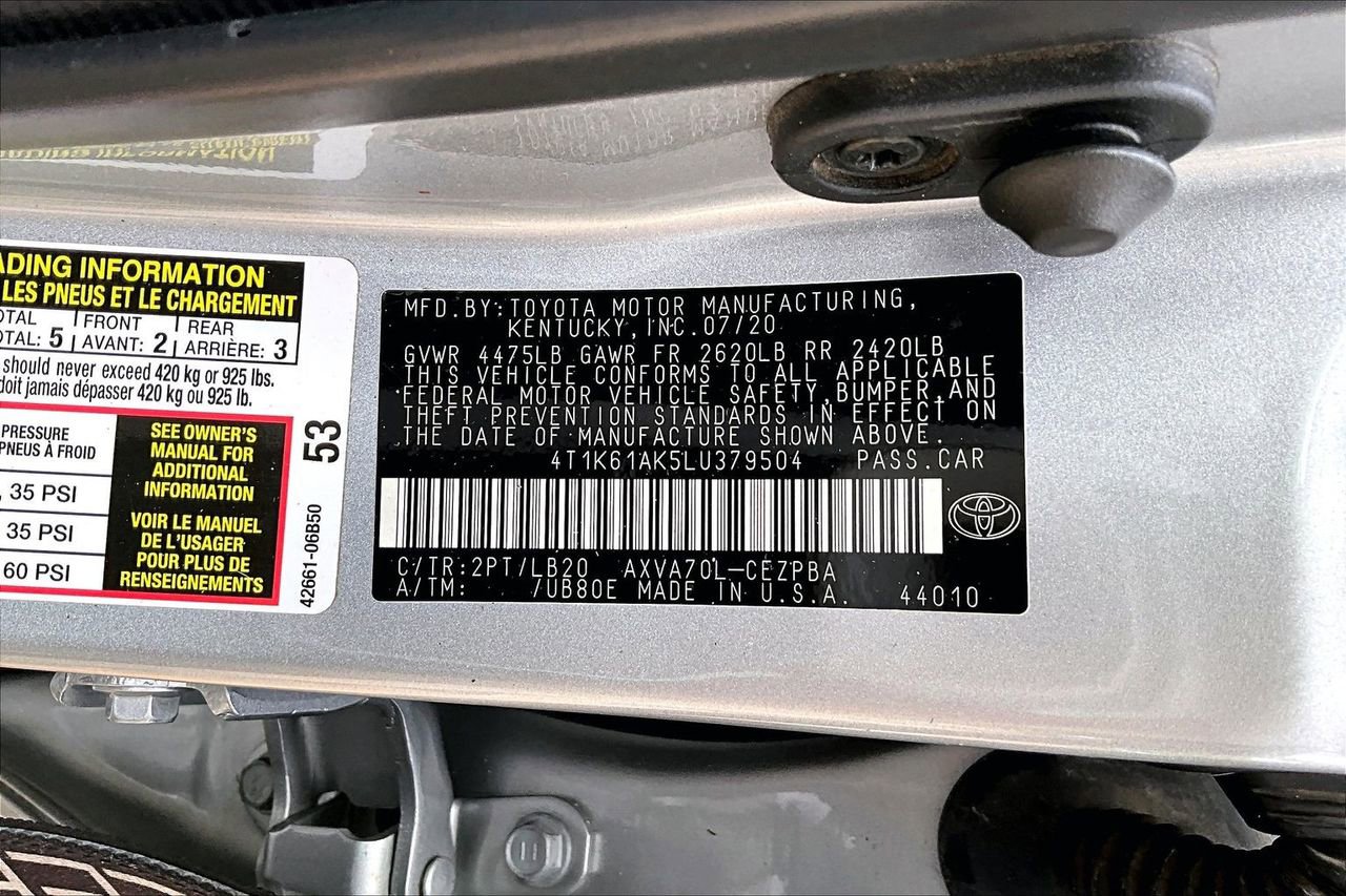 Used 2020 Toyota Camry XSE image 16