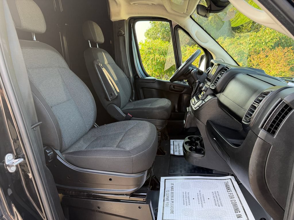 Used 2023 RAM ProMaster 2500 FWD image 8