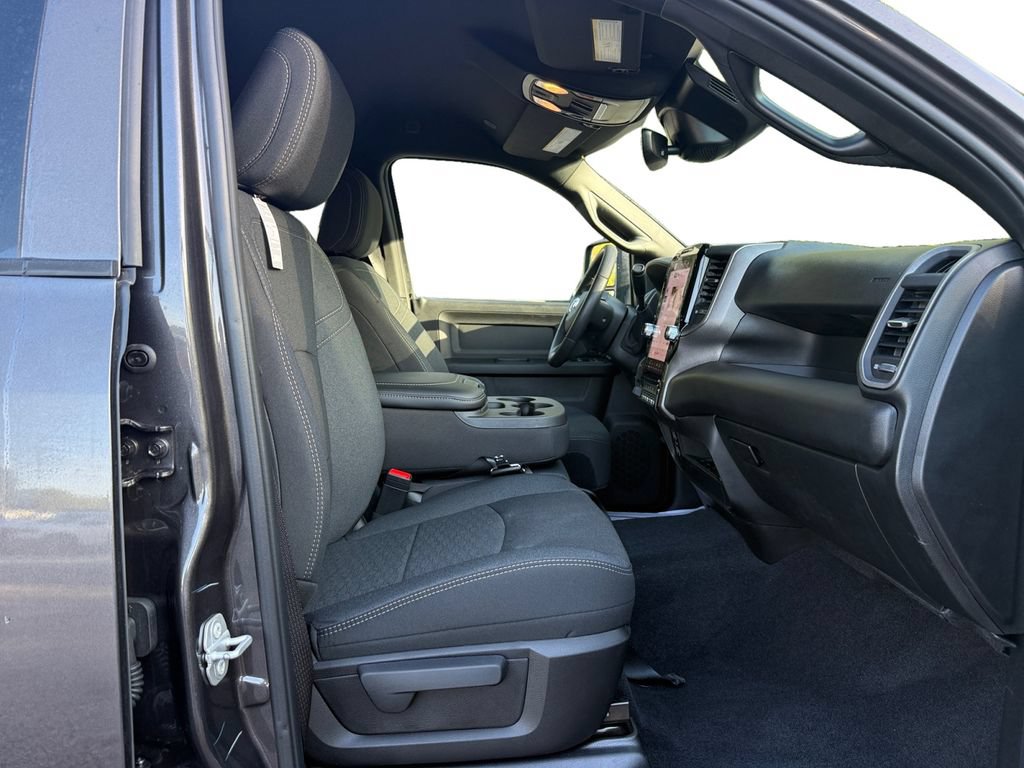 New 2026 RAM 3500 Tradesman AWD/4WD image 15