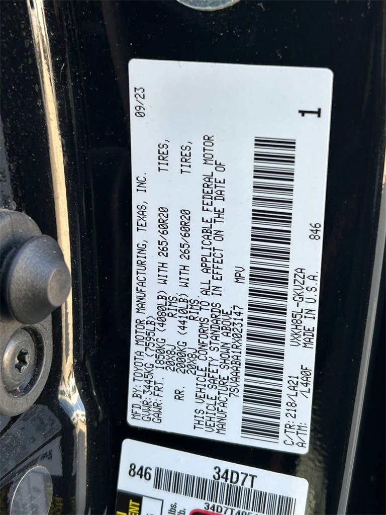 Used 2024 Toyota Sequoia Platinum image 32