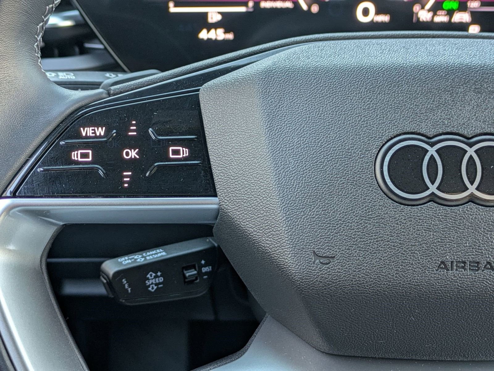 Used 2025 Audi Q5 Premium w/ Convenience Package image 10