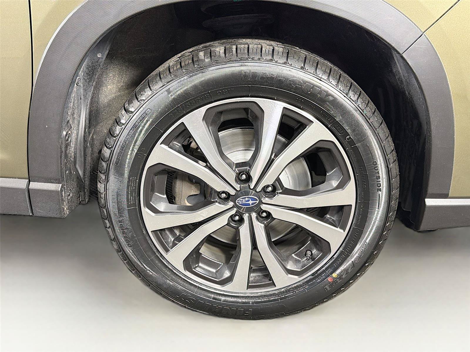 Used 2023 Subaru Forester Limited AWD/4WD image 37