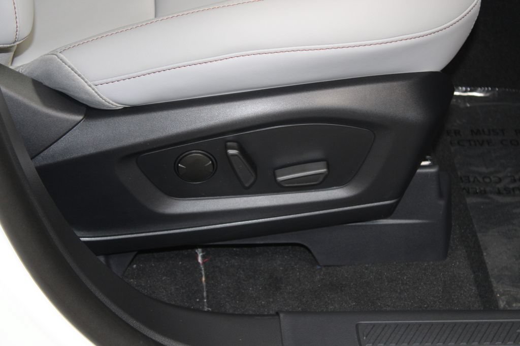 New 2026 Ford Explorer Active RWD image 28