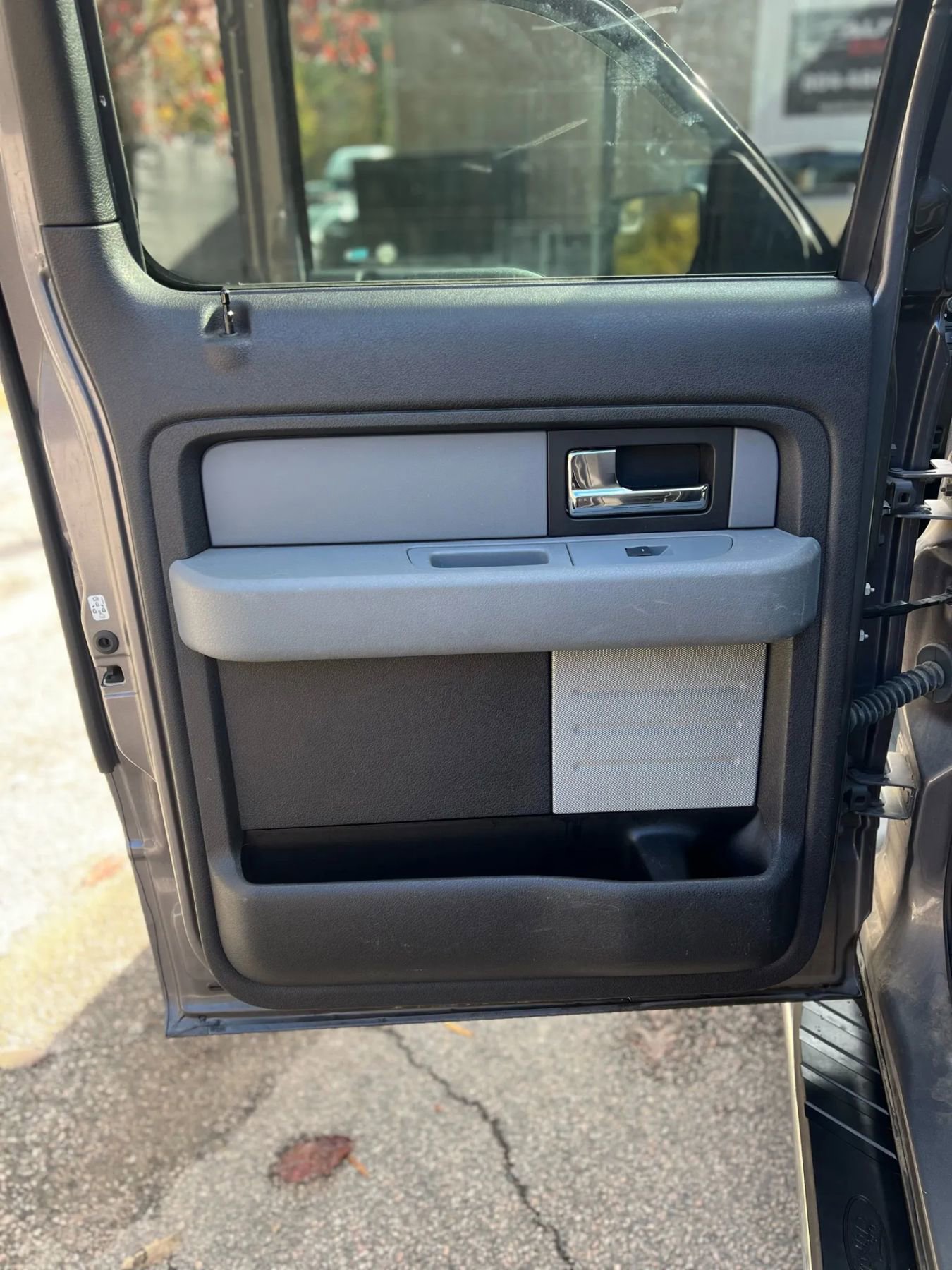 Used 2013 Ford F150 XLT w/ Luxury Equipment Group image 33