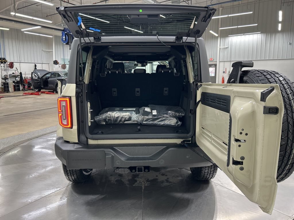 New 2026 Ford Bronco Outer Banks AWD/4WD image 28