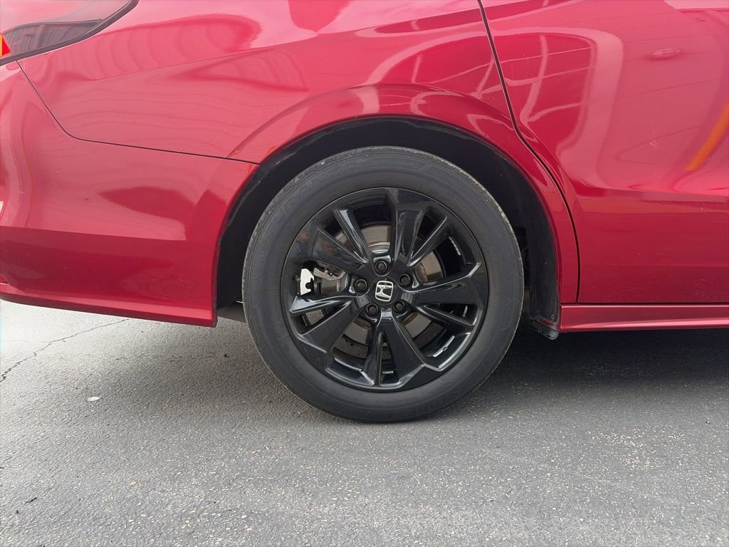 Used 2023 Honda Odyssey Sport image 9